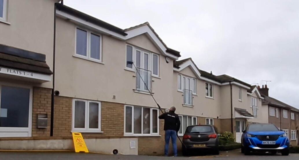 Residential and Commercial Window Cleaning